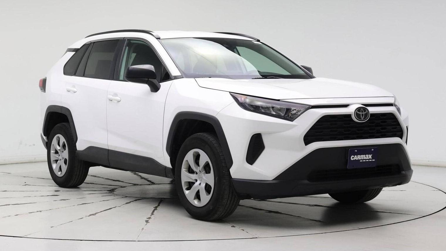 TOYOTA RAV4 2019 2T3F1RFV5KC013924 image