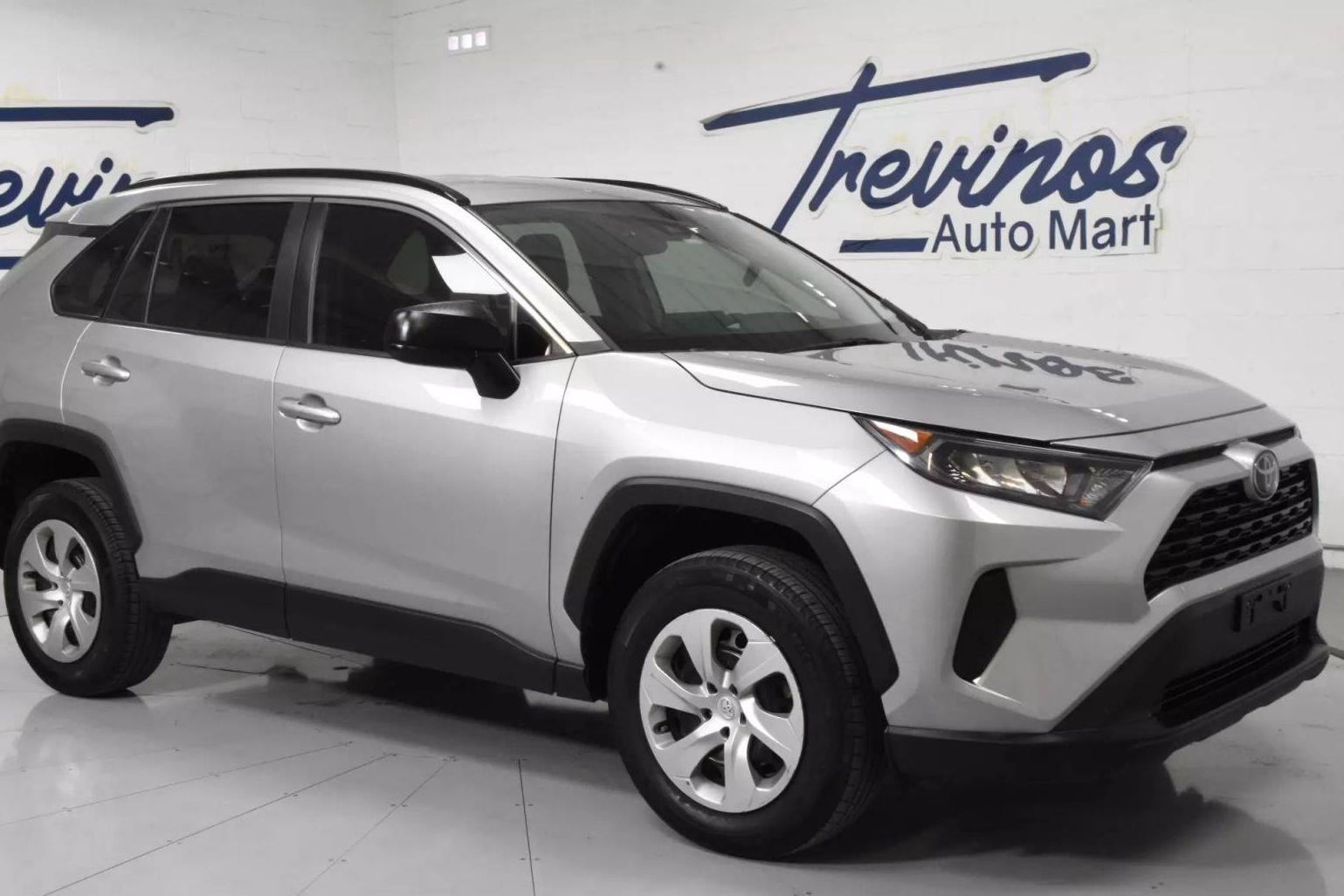 TOYOTA RAV4 2019 2T3H1RFVXKW049051 image