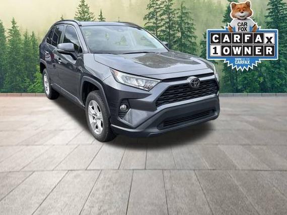 TOYOTA RAV4 2019 2T3P1RFV0KC036614 image