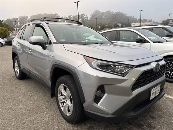 TOYOTA RAV4 2019 2T3RWRFV8KW030715 image