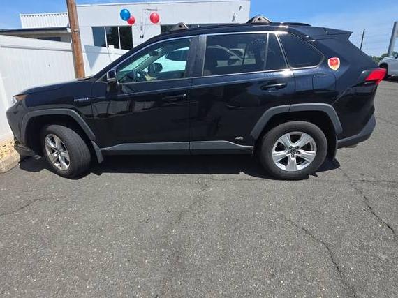 TOYOTA RAV4 2019 2T3RWRFV9KW028486 image