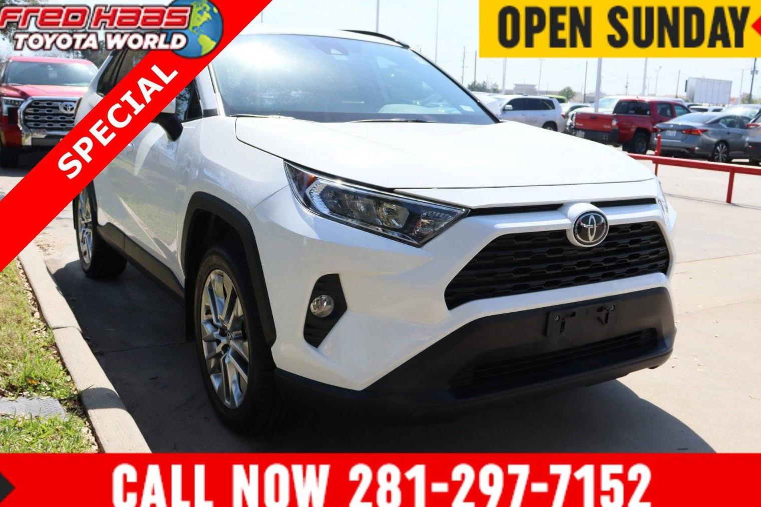 TOYOTA RAV4 2019 2T3C1RFVXKW023978 image