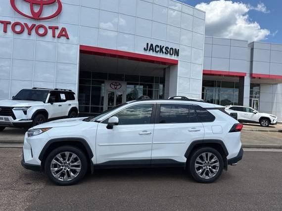 TOYOTA RAV4 2019 JTMC1RFV5KD513564 image