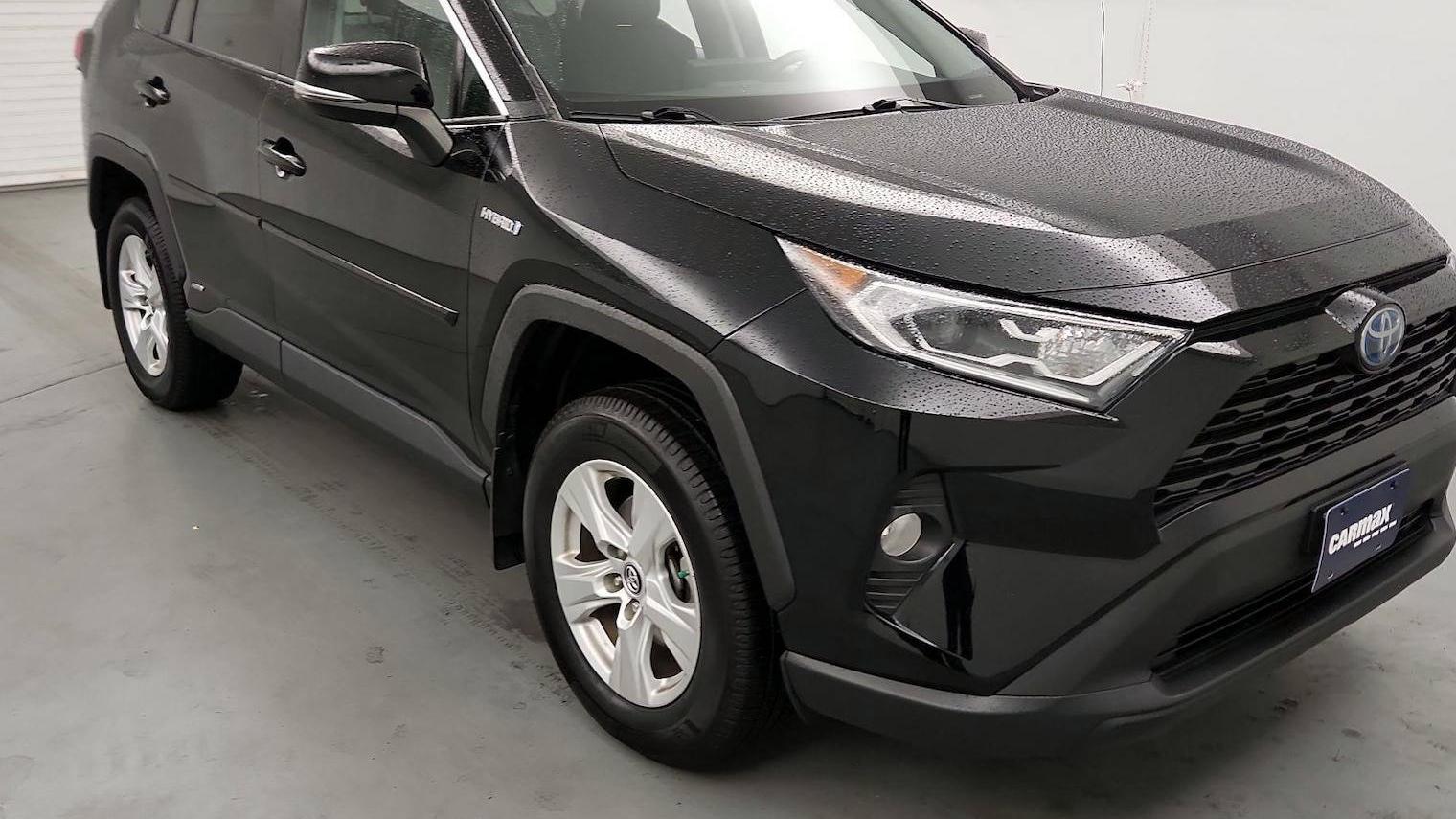 TOYOTA RAV4 2019 2T3RWRFV4KW025110 image