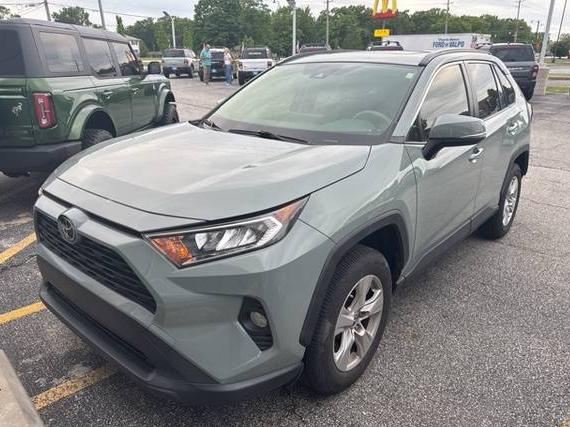 TOYOTA RAV4 2019 JTMP1RFV4KD037406 image