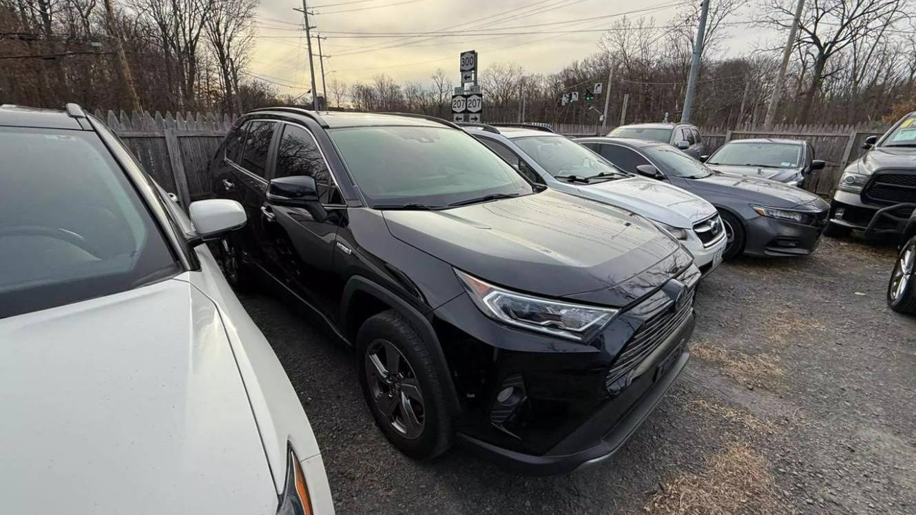 TOYOTA RAV4 2019 JTMDWRFV0KD030277 image