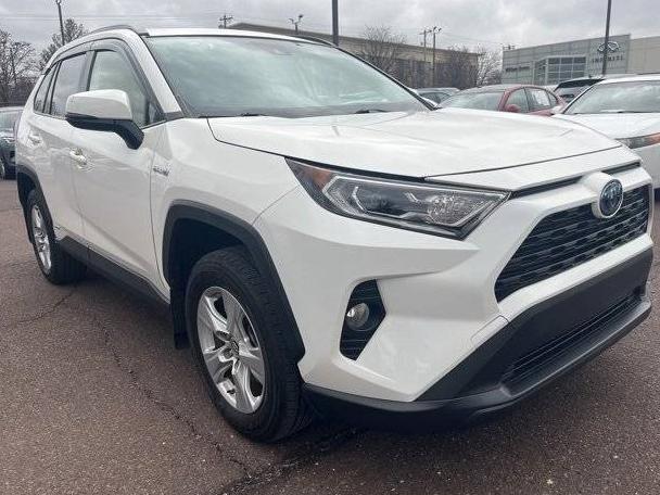 TOYOTA RAV4 2019 JTMRWRFV7KD516493 image