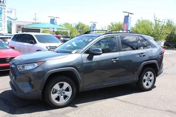 TOYOTA RAV4 2019 2T3W1RFV9KC013196 image