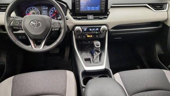 TOYOTA RAV4 2019 JTMP1RFVXKD505932 image