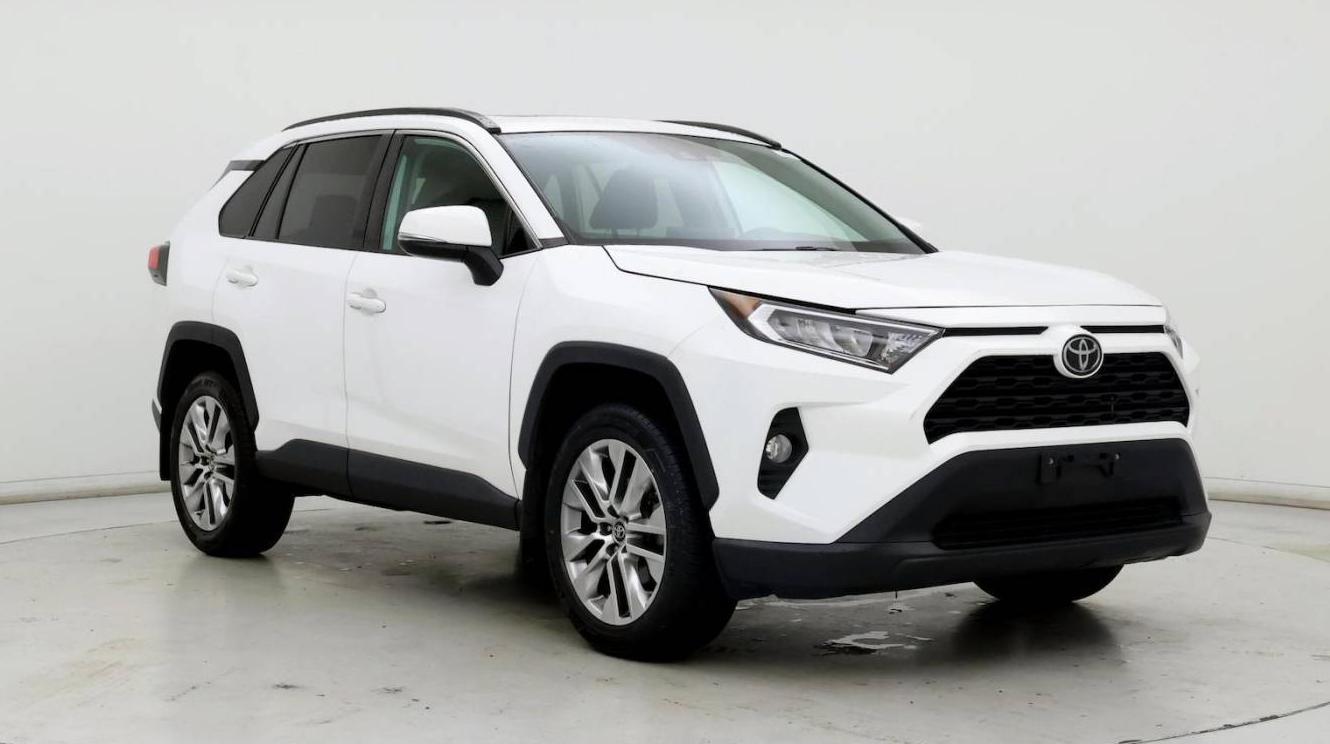 TOYOTA RAV4 2019 2T3A1RFV1KW004016 image