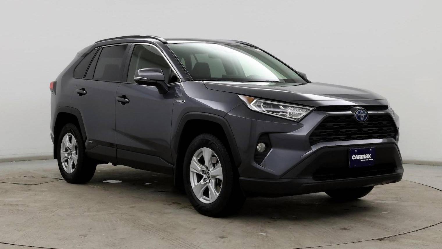 TOYOTA RAV4 2019 JTMRWRFV3KD517219 image