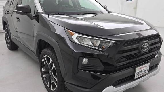 TOYOTA RAV4 2019 2T3J1RFV3KC037410 image