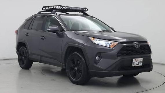 TOYOTA RAV4 2019 2T3W1RFV1KW024658 image