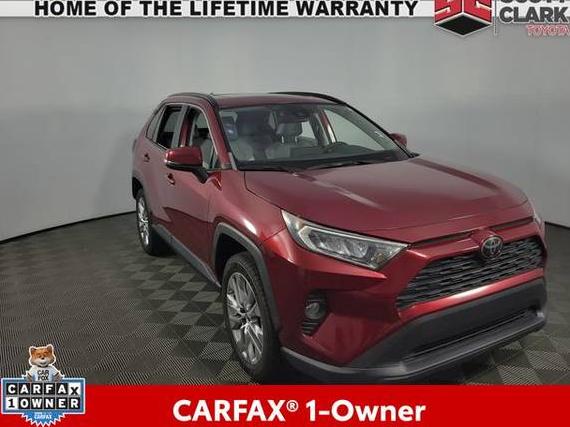 TOYOTA RAV4 2019 JTMC1RFV4KD036044 image