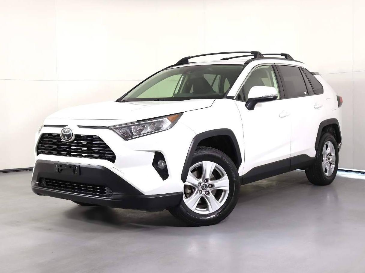 TOYOTA RAV4 2019 JTMP1RFVXKD023638 image