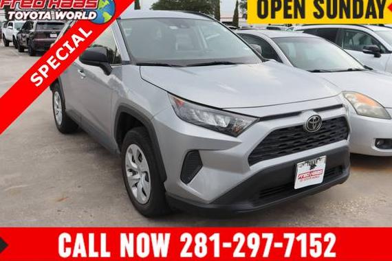 TOYOTA RAV4 2019 JTMH1RFV0KD018808 image