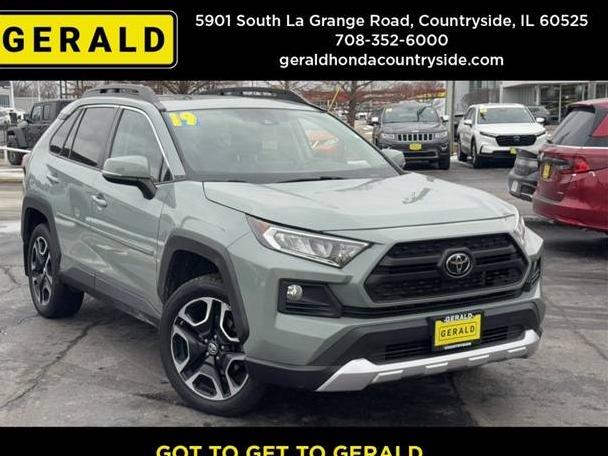 TOYOTA RAV4 2019 2T3J1RFV3KW022226 image