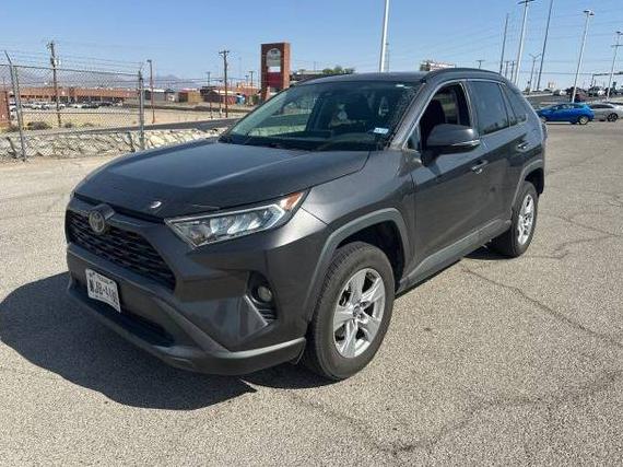 TOYOTA RAV4 2019 2T3P1RFV0KW029483 image