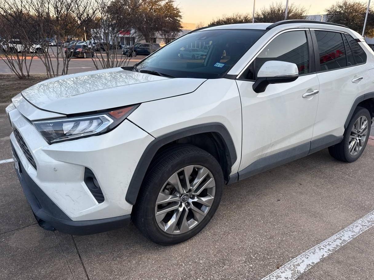 TOYOTA RAV4 2019 2T3Y1RFV6KC007011 image