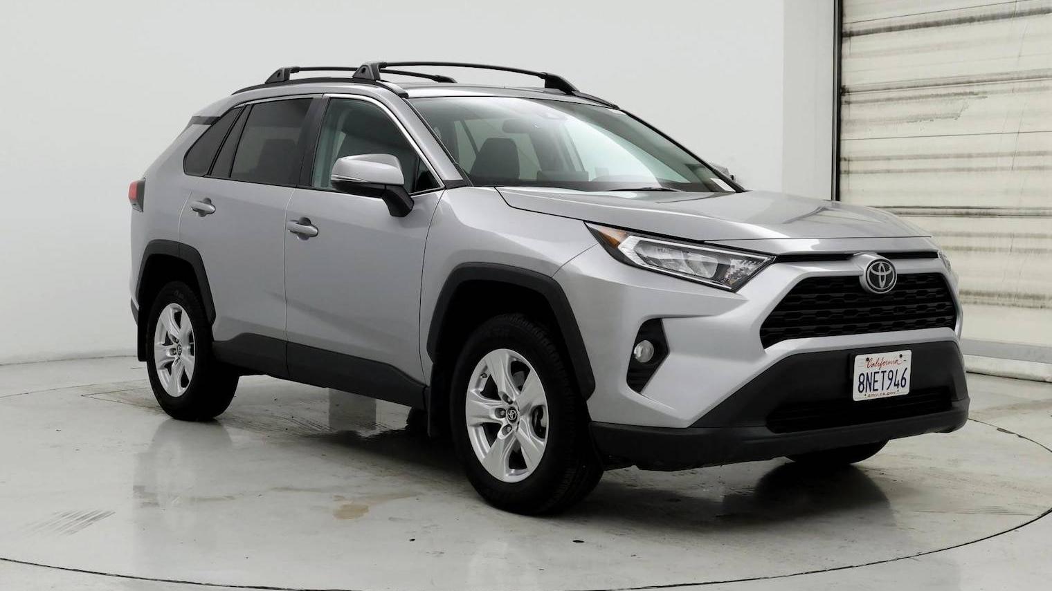 TOYOTA RAV4 2019 2T3W1RFV0KC027634 image