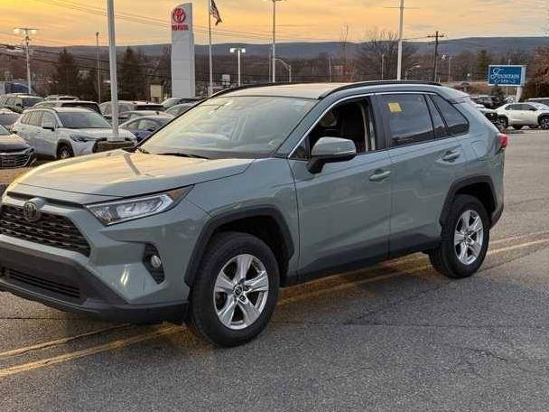 TOYOTA RAV4 2019 JTMW1RFVXKD504582 image