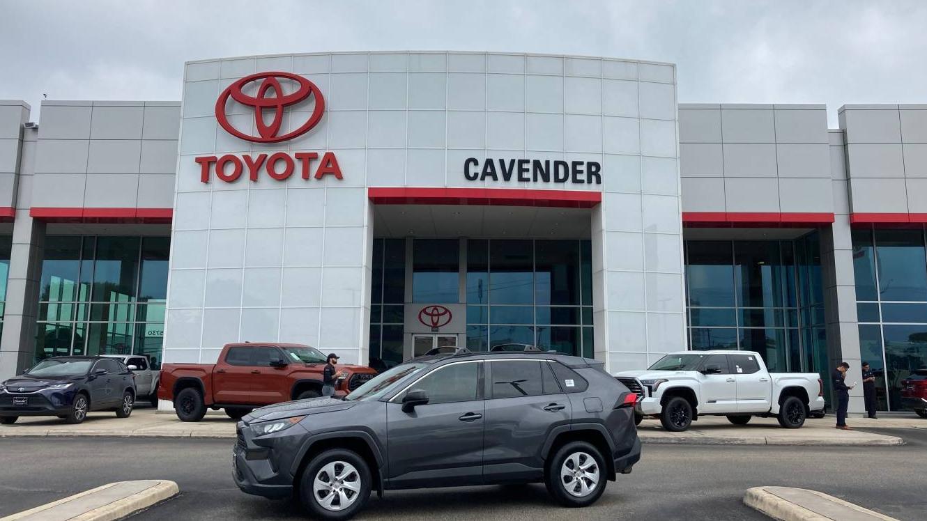 TOYOTA RAV4 2019 2T3H1RFV0KW043663 image