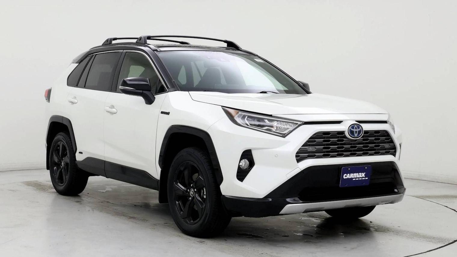 TOYOTA RAV4 2019 JTMEWRFV8KD514783 image