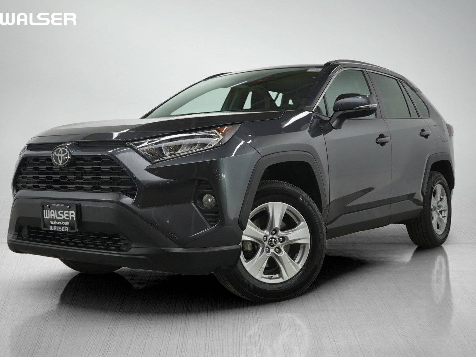 TOYOTA RAV4 2019 2T3P1RFV1KW070575 image