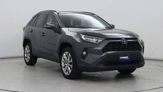 TOYOTA RAV4 2019 2T3A1RFV1KW049960 image