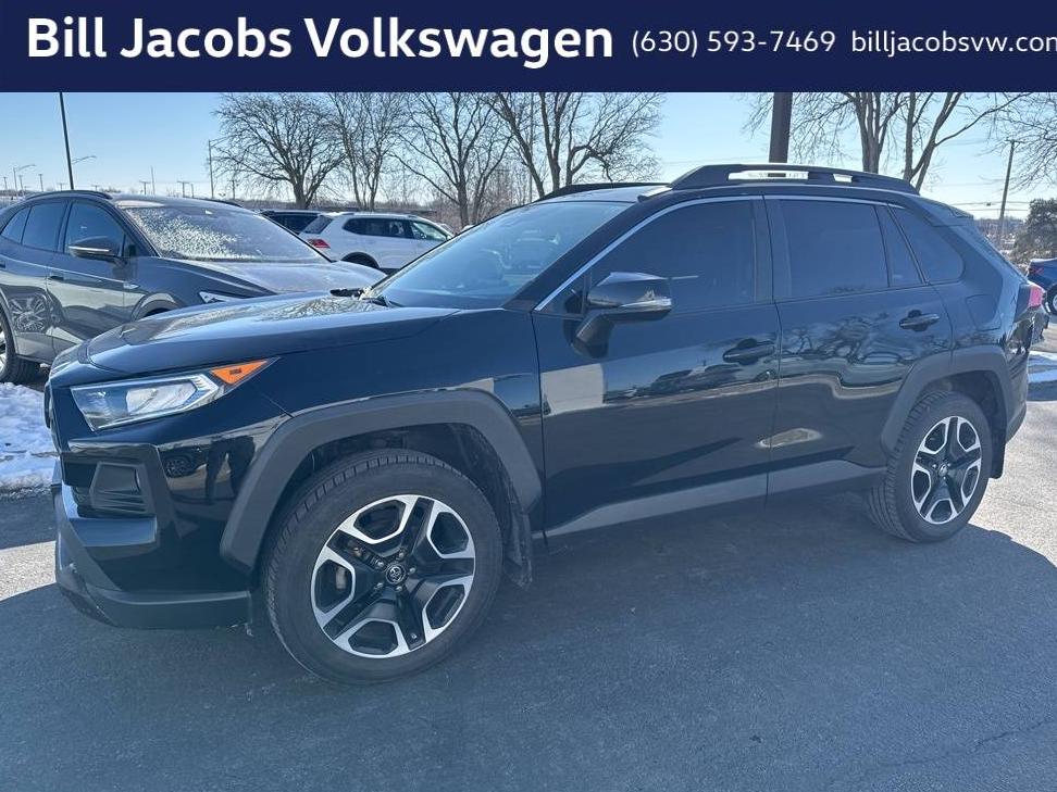 TOYOTA RAV4 2019 2T3J1RFV2KW038952 image