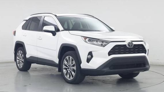 TOYOTA RAV4 2019 2T3A1RFV2KW075838 image