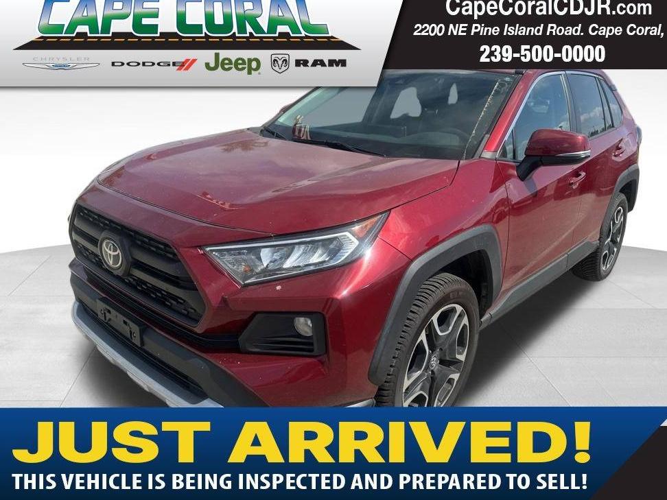 TOYOTA RAV4 2019 2T3J1RFV8KC047608 image