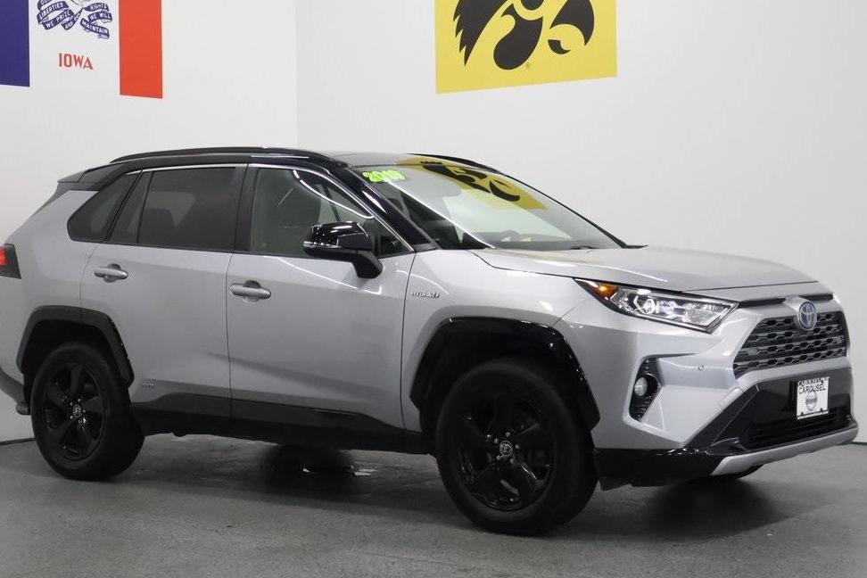 TOYOTA RAV4 2019 JTMEWRFV1KD515578 image