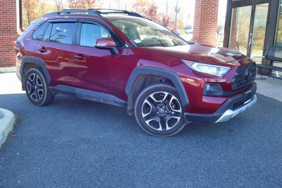 TOYOTA RAV4 2019 2T3J1RFV9KW028256 image