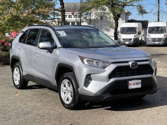TOYOTA RAV4 2019 2T3P1RFV3KW003847 image