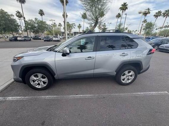 TOYOTA RAV4 2019 2T3W1RFVXKW050885 image