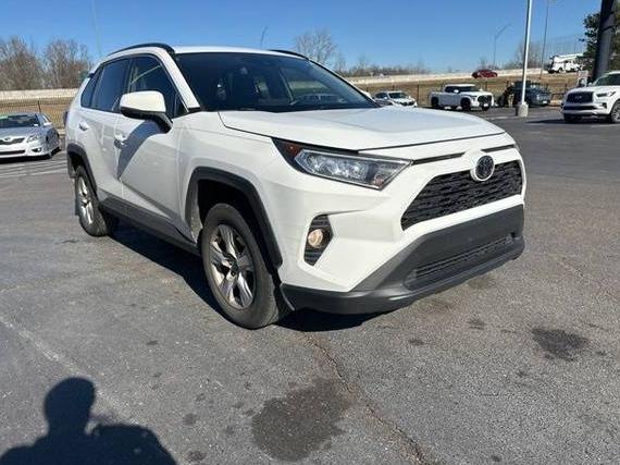 TOYOTA RAV4 2019 JTMW1RFV9KD504105 image