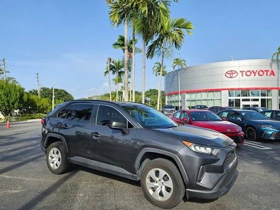 TOYOTA RAV4 2019 2T3H1RFV1KC025741 image