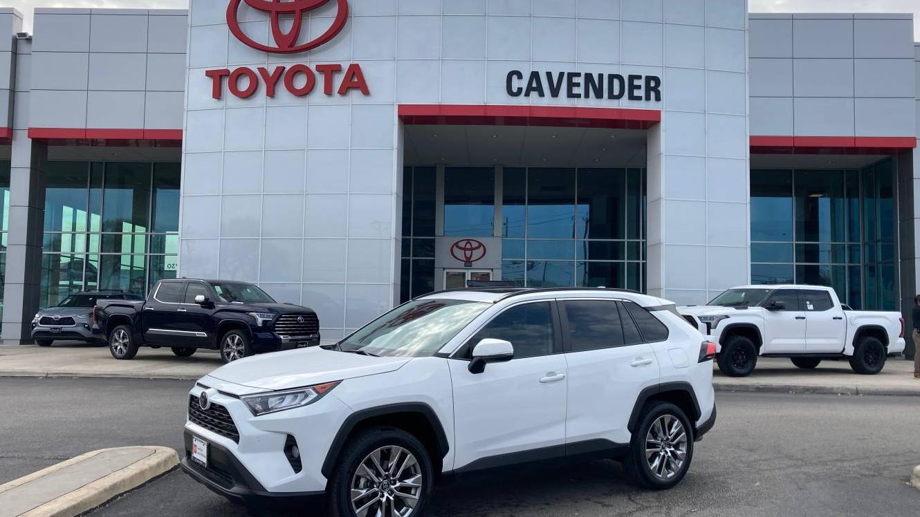 TOYOTA RAV4 2019 2T3C1RFV9KC009667 image