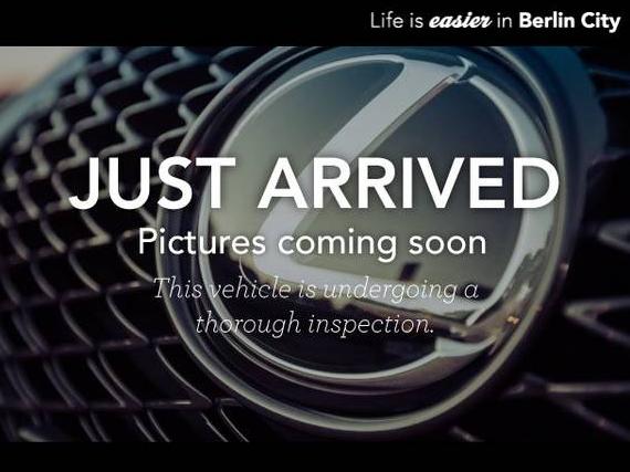 TOYOTA RAV4 2019 2T3G1RFV3KW063630 image