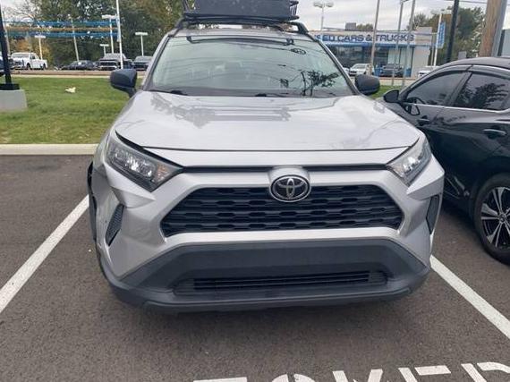 TOYOTA RAV4 2019 2T3H1RFV6KW003331 image
