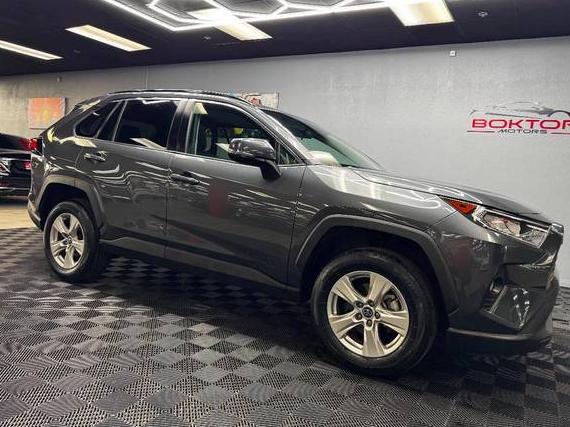 TOYOTA RAV4 2019 2T3W1RFV3KC009354 image TOYOTA RAV4 2019 2T3W1RFV3KC009354 image