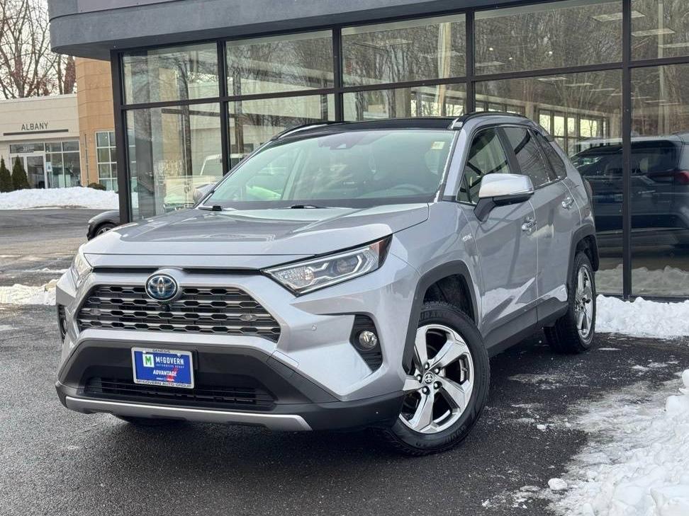 TOYOTA RAV4 2019 JTMDWRFV3KD520650 image