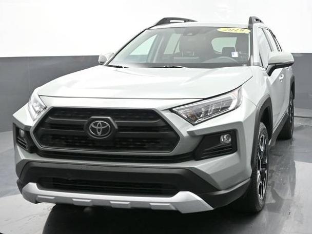 TOYOTA RAV4 2019 2T3J1RFV4KC046827 image