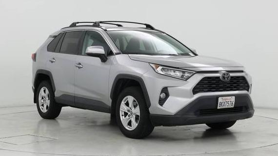 TOYOTA RAV4 2019 2T3W1RFV8KW022230 image