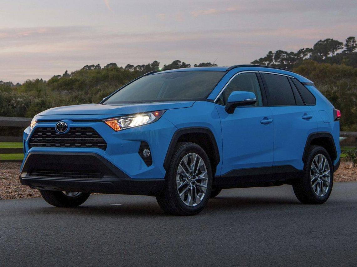 TOYOTA RAV4 2019 JTMP1RFV3KD518425 image