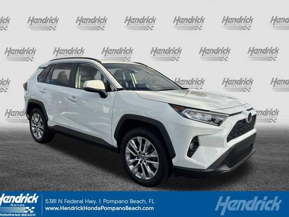 TOYOTA RAV4 2019 JTMC1RFV4KD516469 image