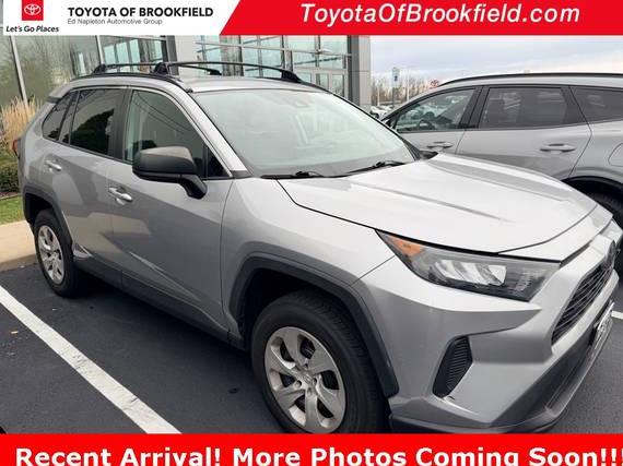 TOYOTA RAV4 2019 2T3F1RFV8KW046933 image