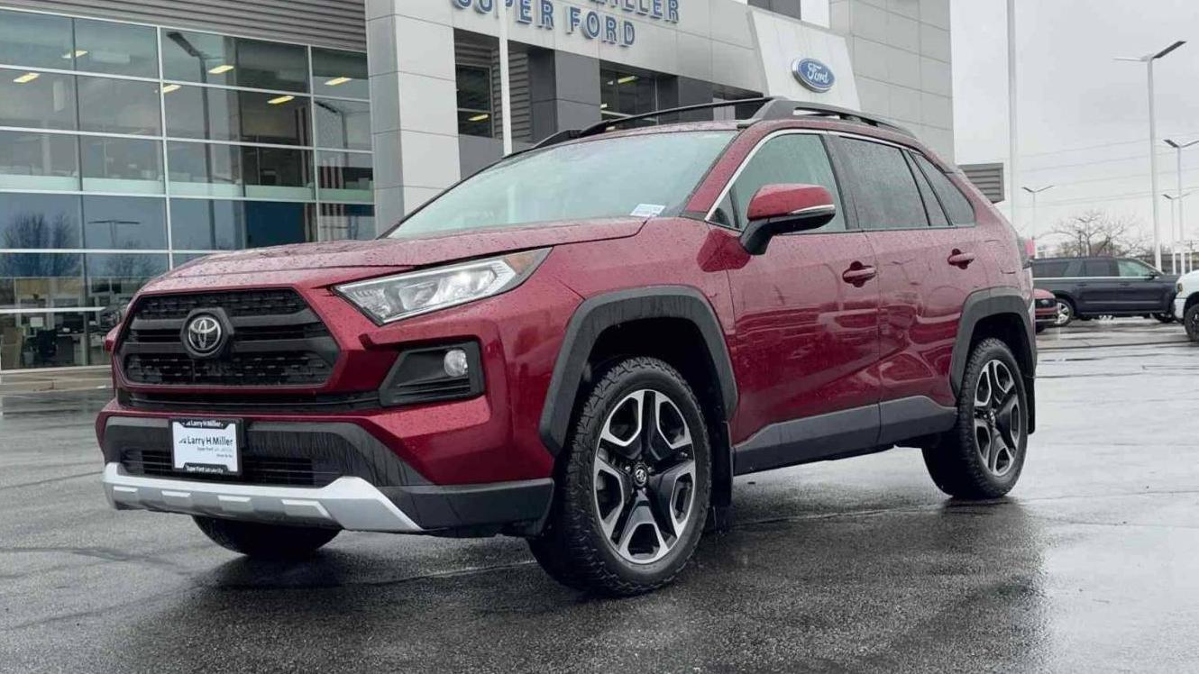 TOYOTA RAV4 2019 2T3J1RFV7KW034587 image