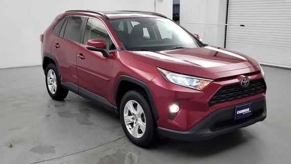 TOYOTA RAV4 2019 JTMP1RFV2KJ009640 image